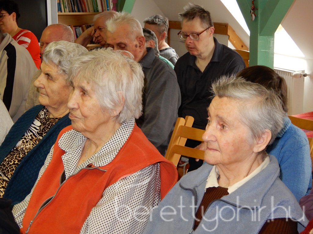 Farsang az idősotthonban 07